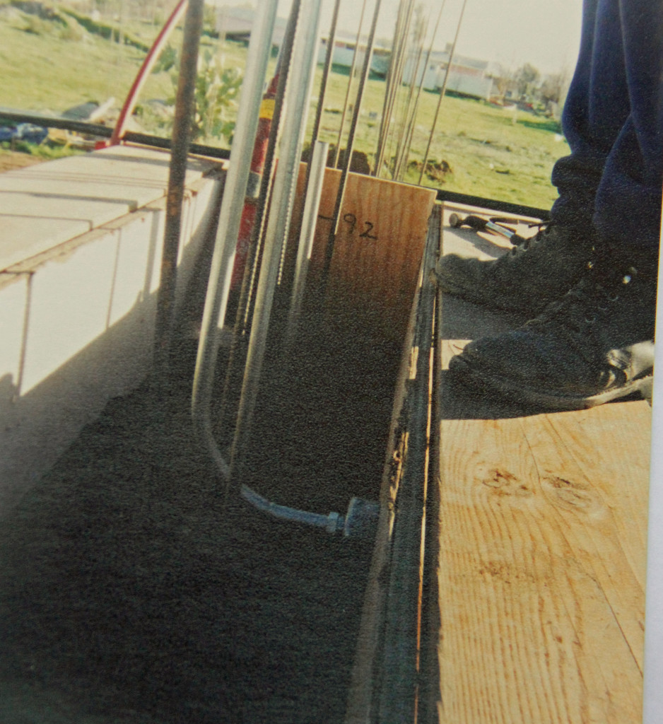 Artist Hangout - Rammed Earth House Construction 11 - Setting Up Corner Forms