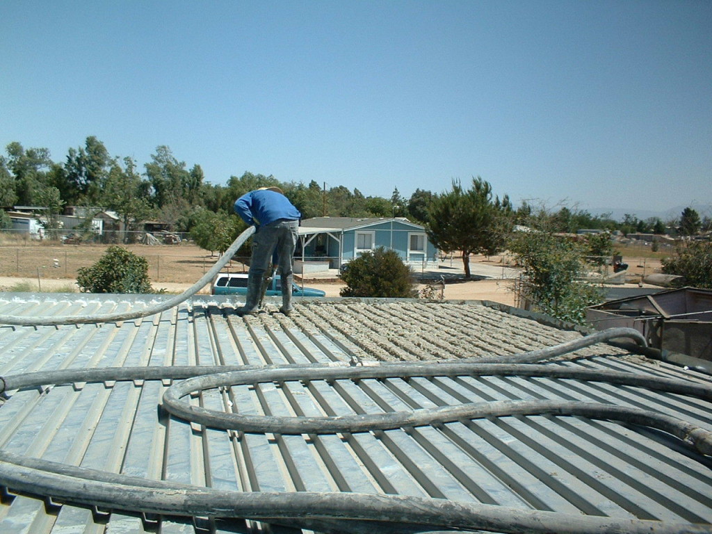 Artist Hangout - Rammed Earth House Construction 26 - Roof Construction